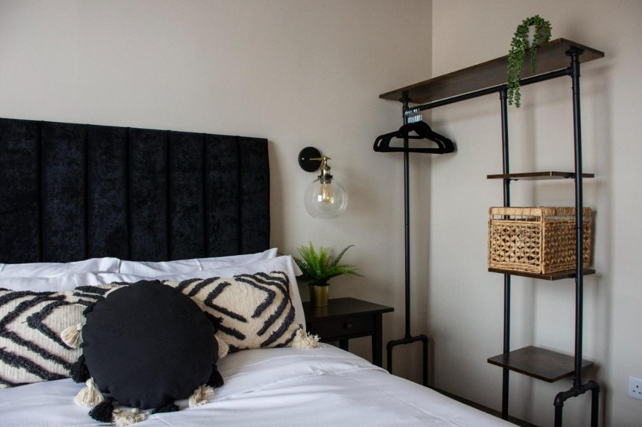 Plymouth Barbican Boutique Luxury Apartment Exterior foto